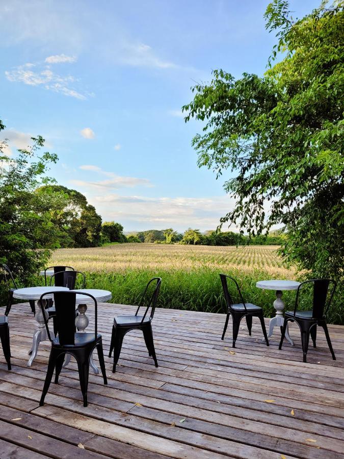 Yumas Riverfront Lodge San Ignacio Exterior photo